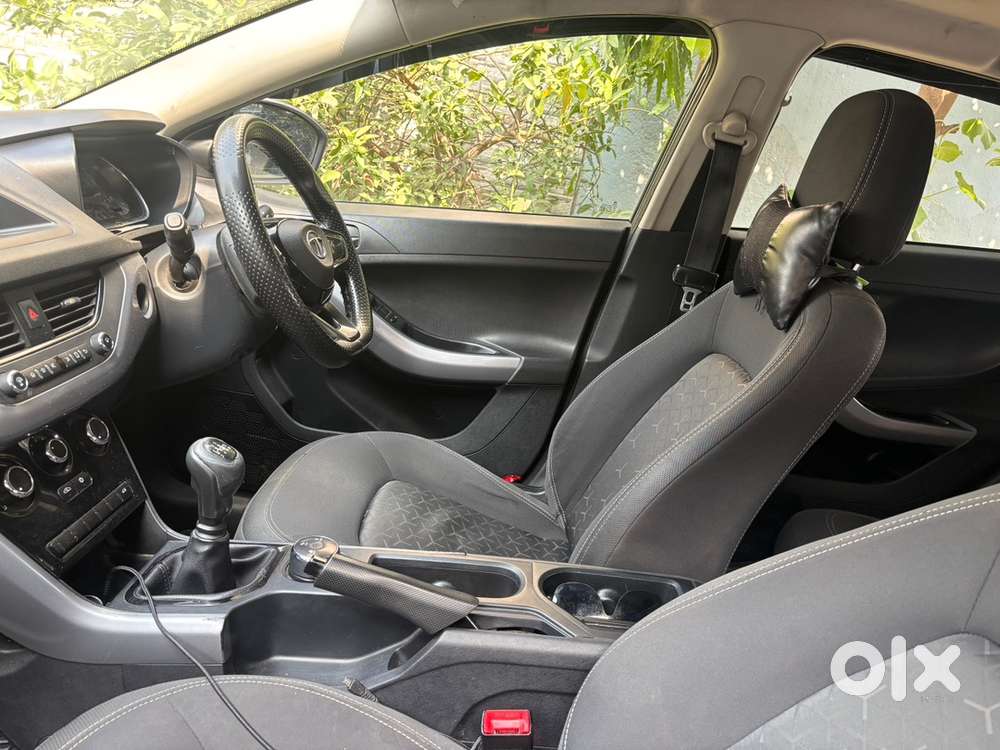 Tata Nexon Petrol 2021 With 84150 Kms