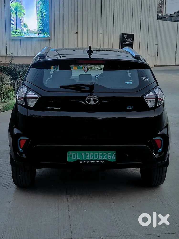 Tata Nexon Ev Xz+ Lux Dark Edition  2023  Top Model