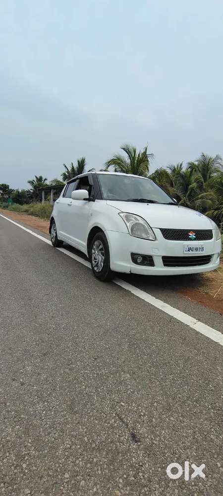 Maruti Suzuki Swift 2007 Petrol 70000 Km Driven