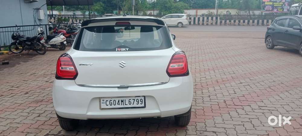 Maruti Suzuki Swift Vxi + Manual, 2019, Petrol