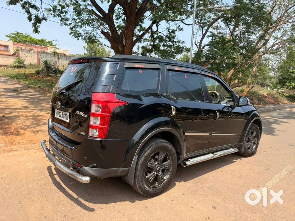 Mahindra Xuv500 Diesel 2014    Geunuine Running And Car Is In Mint Con