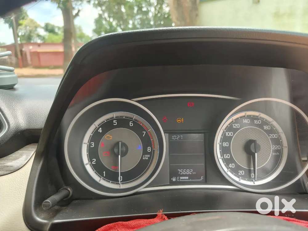 Maruti Suzuki Dzire 1.2 Vxi Petrol 75km