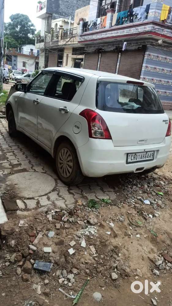 Maruti Suzuki Swift Vxi 2011 Petrol