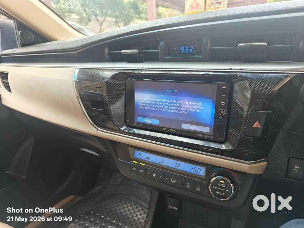 Toyota Altis 2016 Petrol