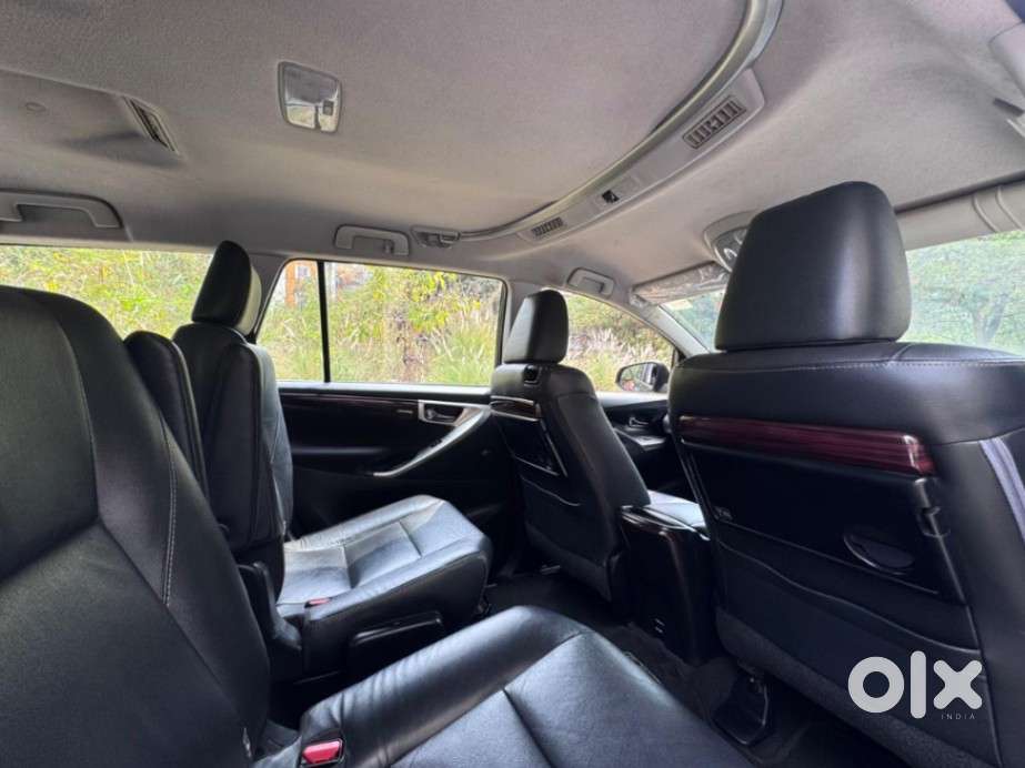 Toyota Innova Crysta 2.4 Zx Mt, 2017, Diesel