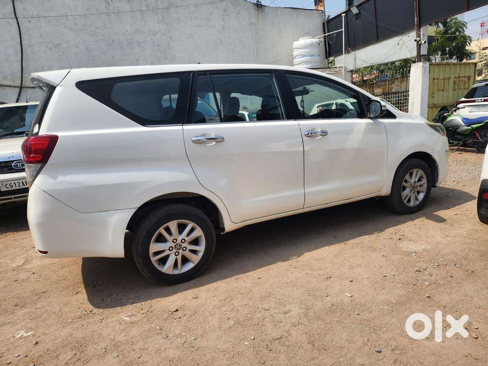 Toyota Innova Crysta