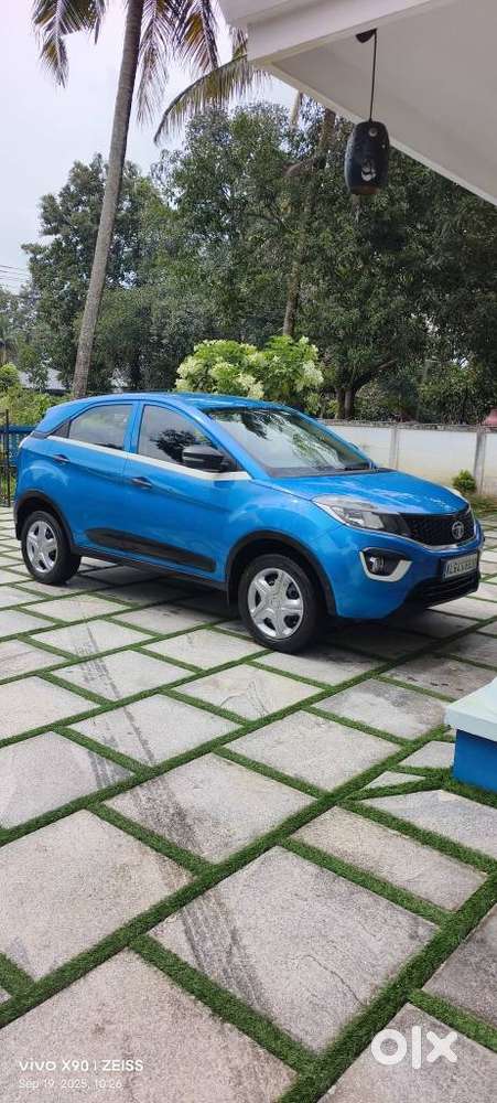 Tata Nexon 1.2 Revotron Xm (s), 2016, Diesel
