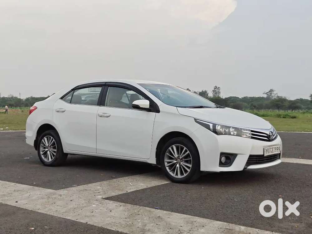 2016 Toyota Corolla Altis पेट्रोल ऑटोमैटिक