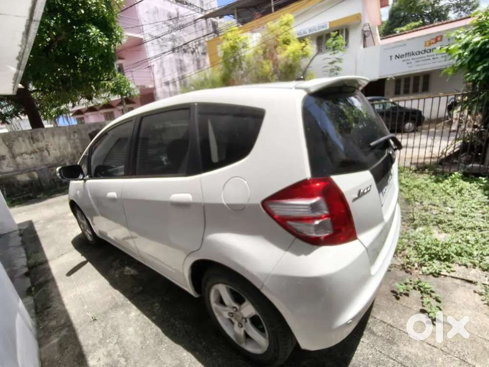 Honda Jazz 2009 Petrol Well Maintained