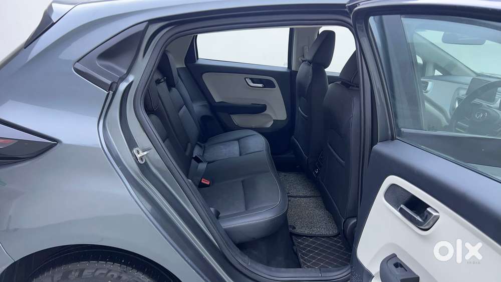 Tata Altroz 1.2 Xza Plus, 2023, Petrol