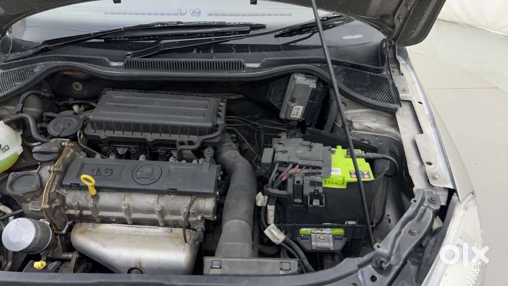 Skoda Rapid 1.6 Mpi Elegance, 2014, Petrol
