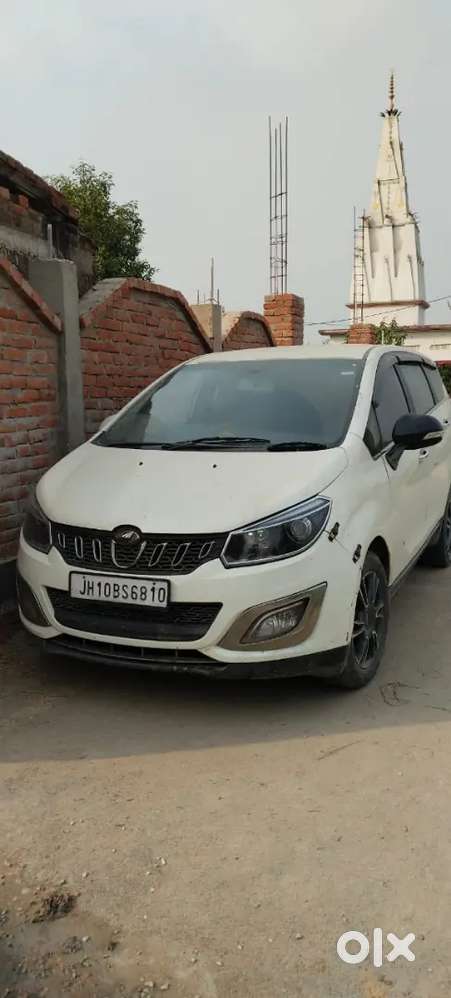 Mahindra Marazzo 2019 Diesel 80000 Km Driven