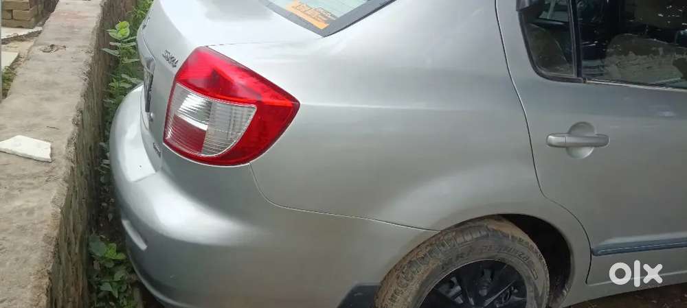 Maruti Suzuki Brezza 1.5 Vxi 2012
