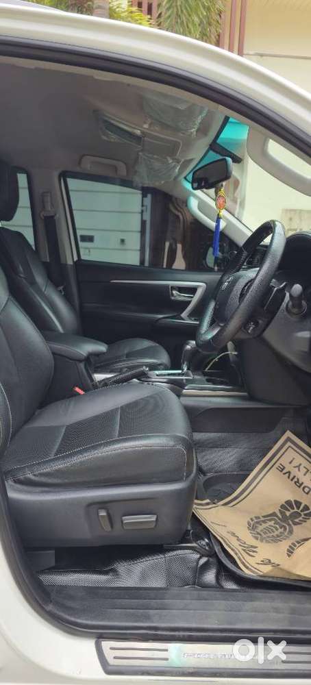 Toyota Fortuner Legender 4x2 At 2.8, 2022, Diesel