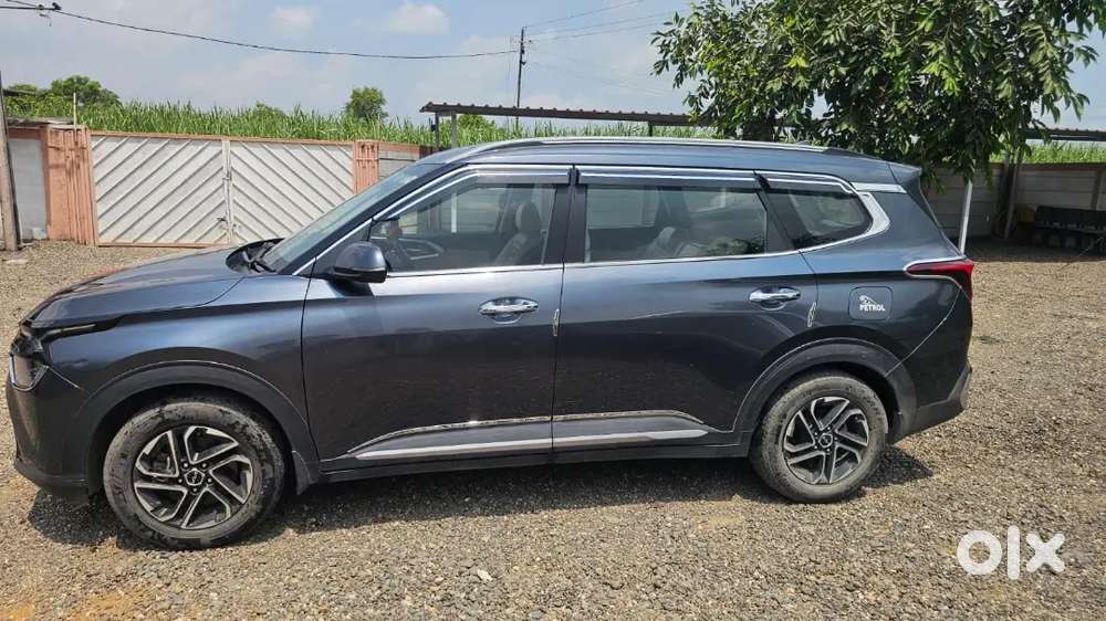 Kia Carens 2022 Petrol Well Maintained