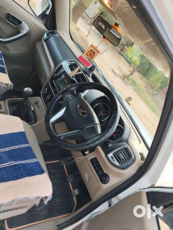 Mahindra Tuv 300 T10, 2020, Diesel