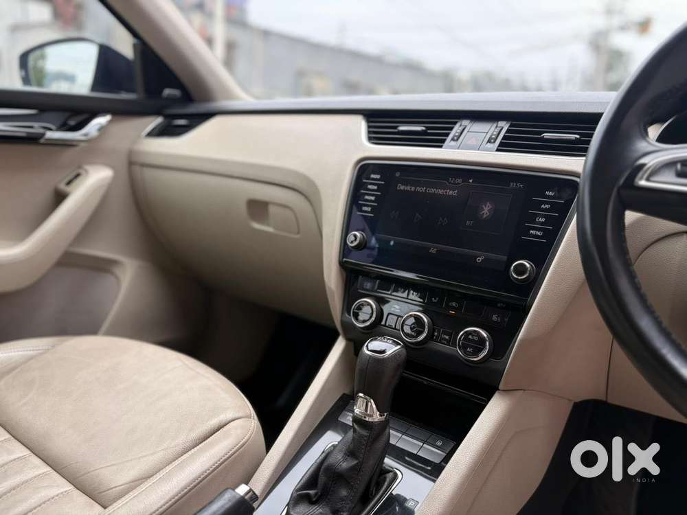 Skoda Octavia 1.8 Tsi At L K, 2019, Petrol