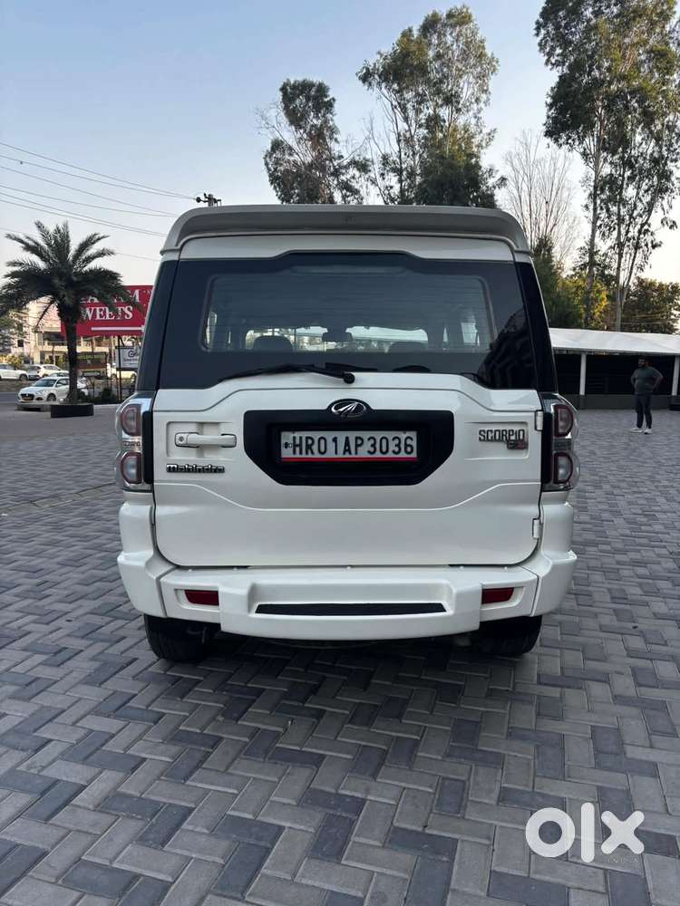Mahindra Scorpio, 2016, Diesel