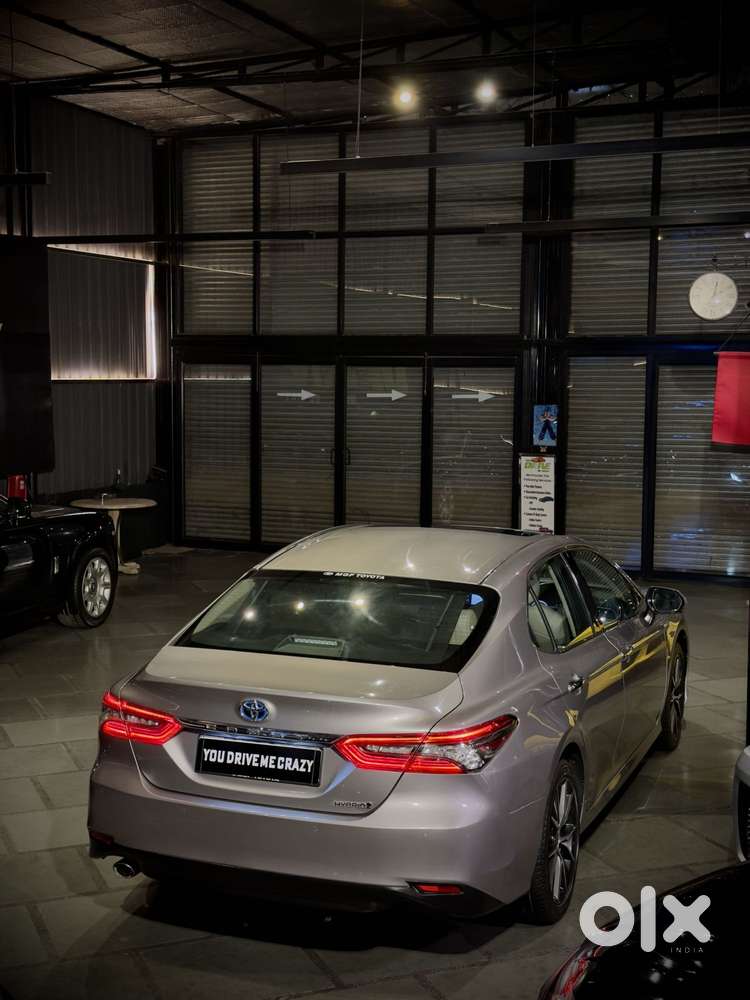 Toyota Camry Hybrid, 2023, Petrol