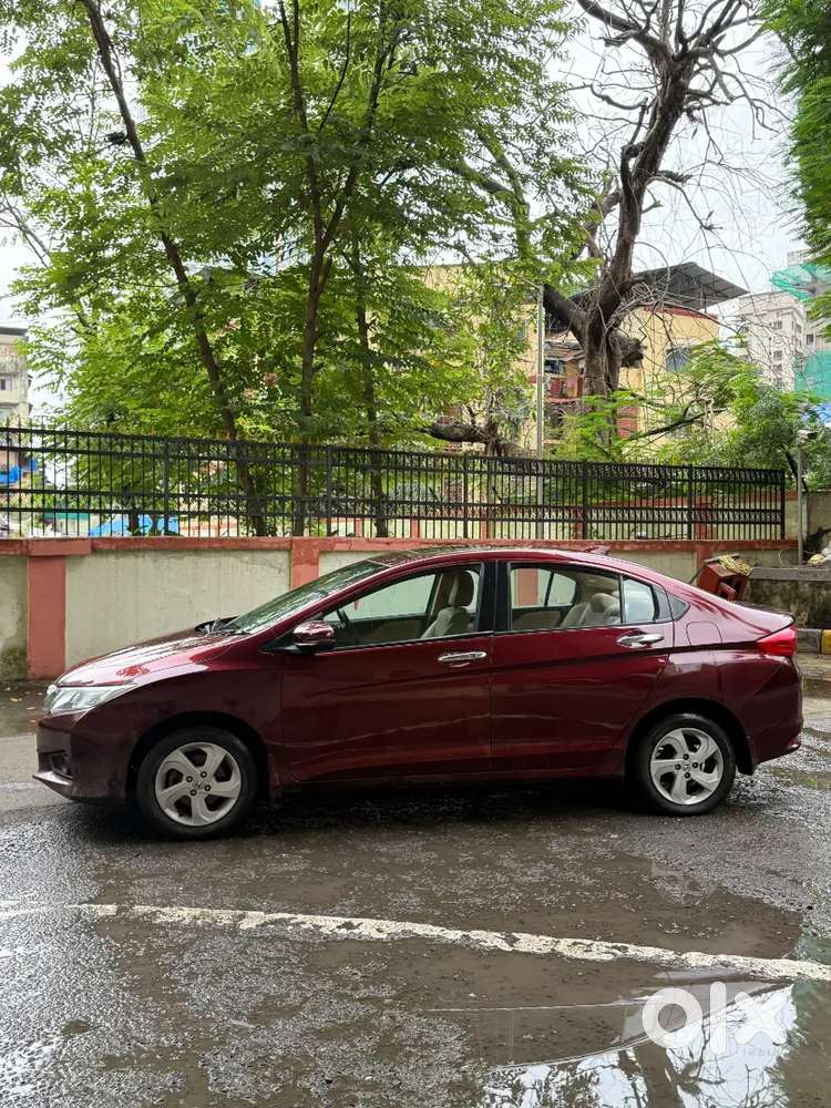 Honda City V At 2016