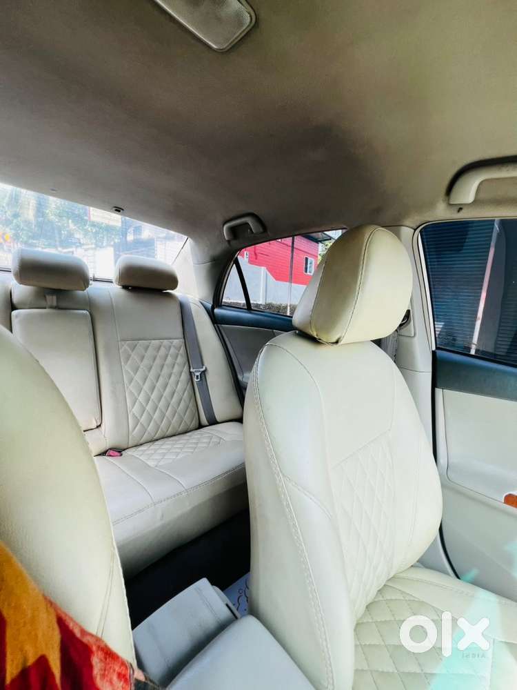Toyota Corolla Altis 2011 Car
