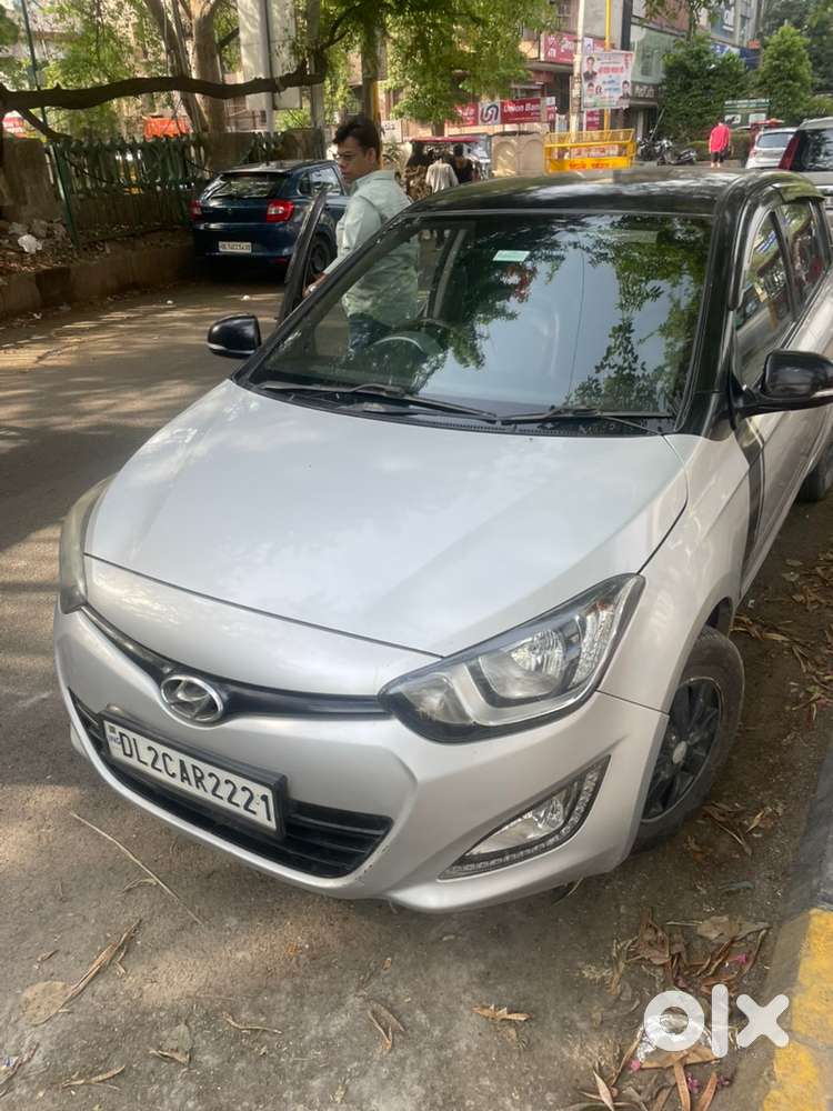 Hyundai I20 Sportz 2013 Petrol + Cng