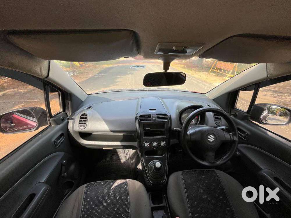 Maruti Suzuki Ritz Lxi, 2011, Petrol