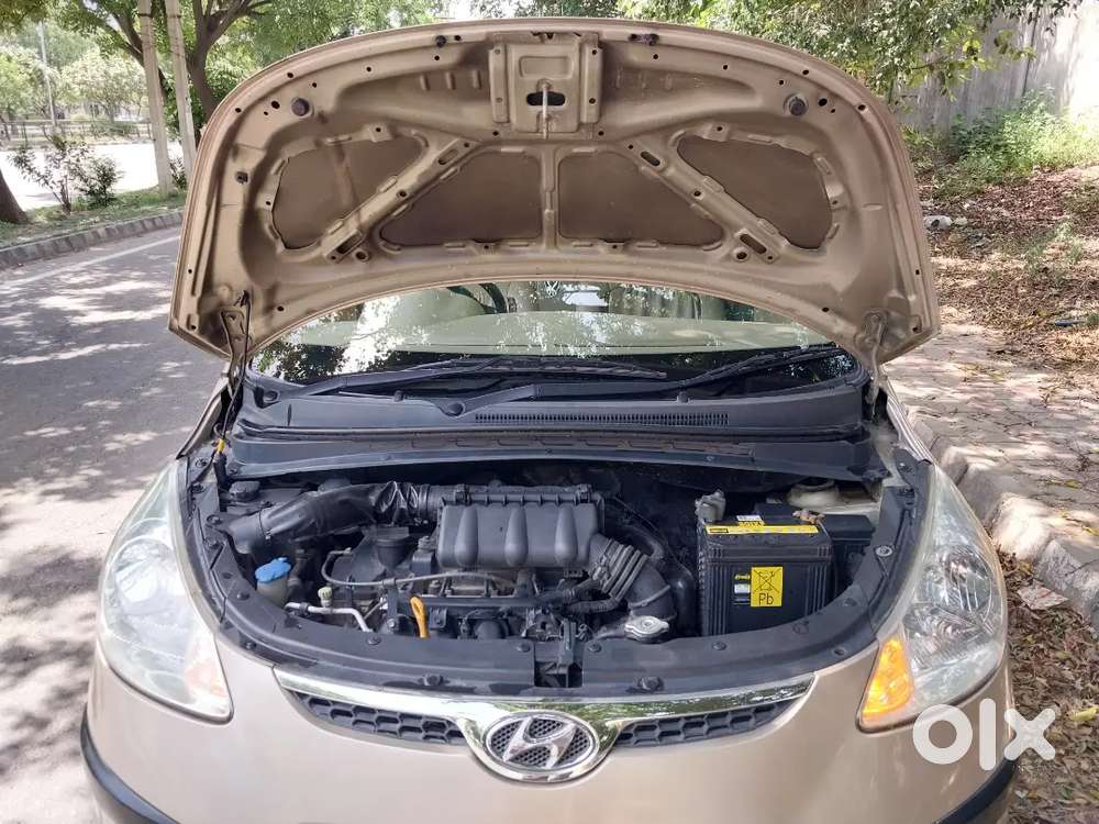 I10 Light Golden Colour 2009 Model For Sale