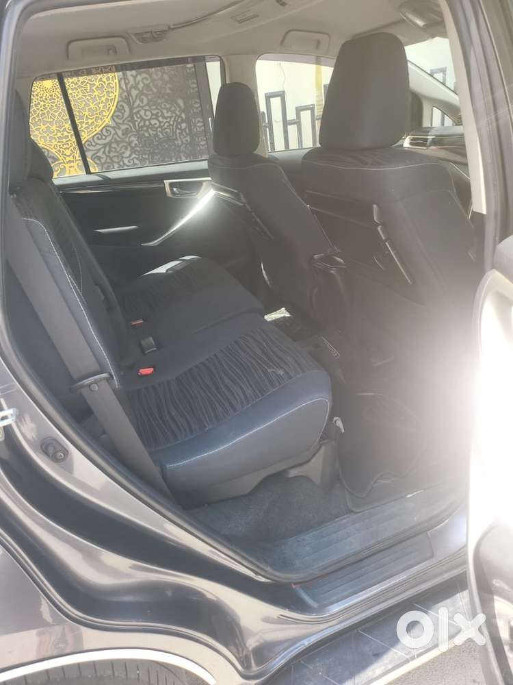Toyota Innova Crysta 2016 Diesel Manual