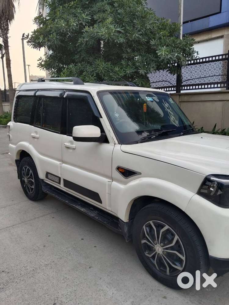 Mahindra Scorpio Diesel 2017