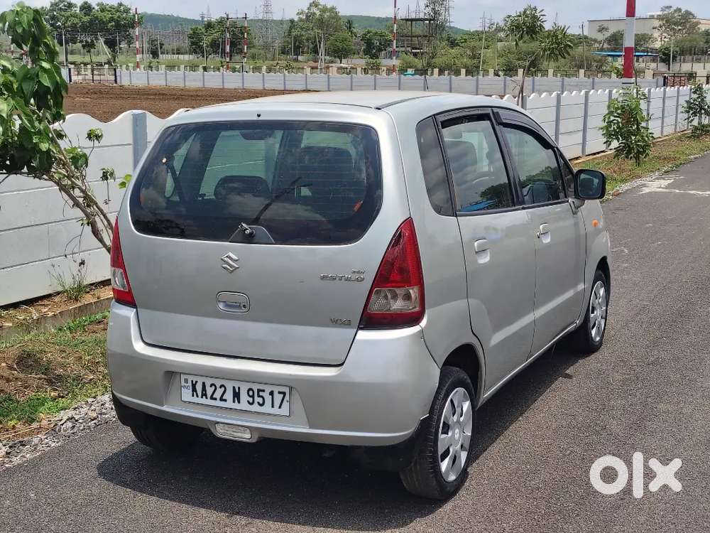Maruti Suzuki Zen Estilo 2010