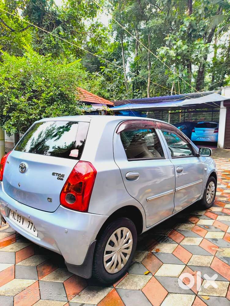 Toyota Etios Liva G, 2011, Petrol