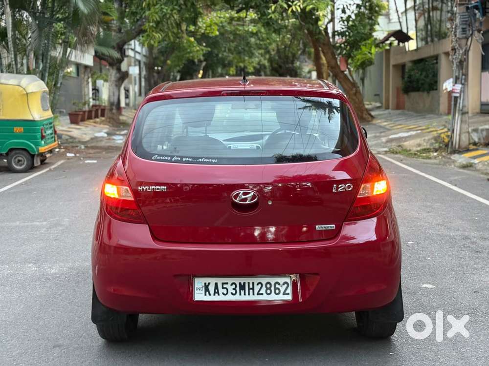 Hyundai I20 Magna 1.2 Mt, 2010, Petrol