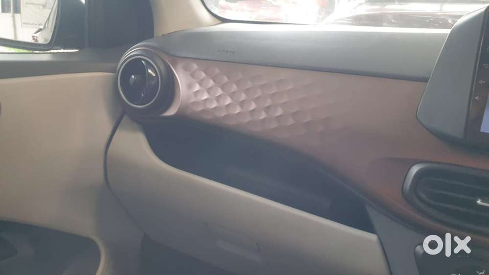 Hyundai Aura Cng & Hybrids 40000 Km Driven