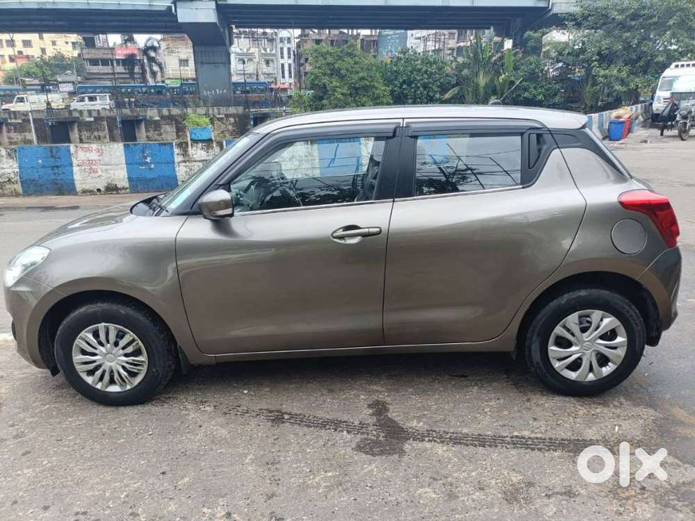 Maruti Suzuki Swift Vxi 1.2 Abs Bs-iv, 2018, Petrol