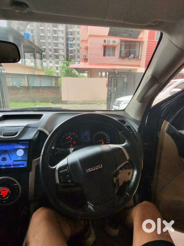 Isuzu D-max V-cross 4x4 2017