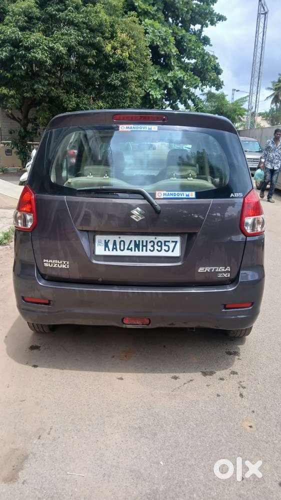 Maruti Suzuki Ertiga Zxi, 2013, Petrol