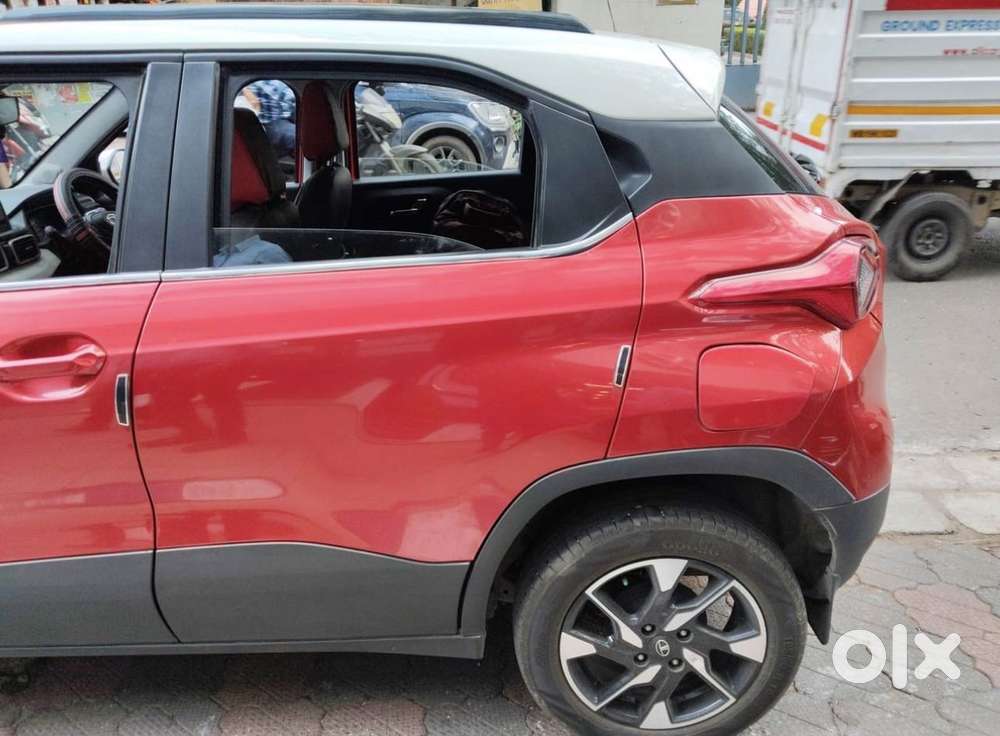 Tata Punch 1.2 Revotron Creative Amt Dual Tone, 2022, Petrol