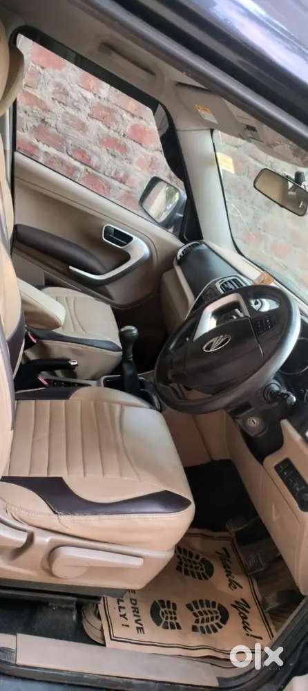 Mahindra Tuv 300 2017