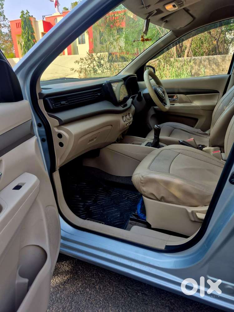 Maruti Suzuki Ertiga Vxi Cng, 2022, Cng & Hybrids