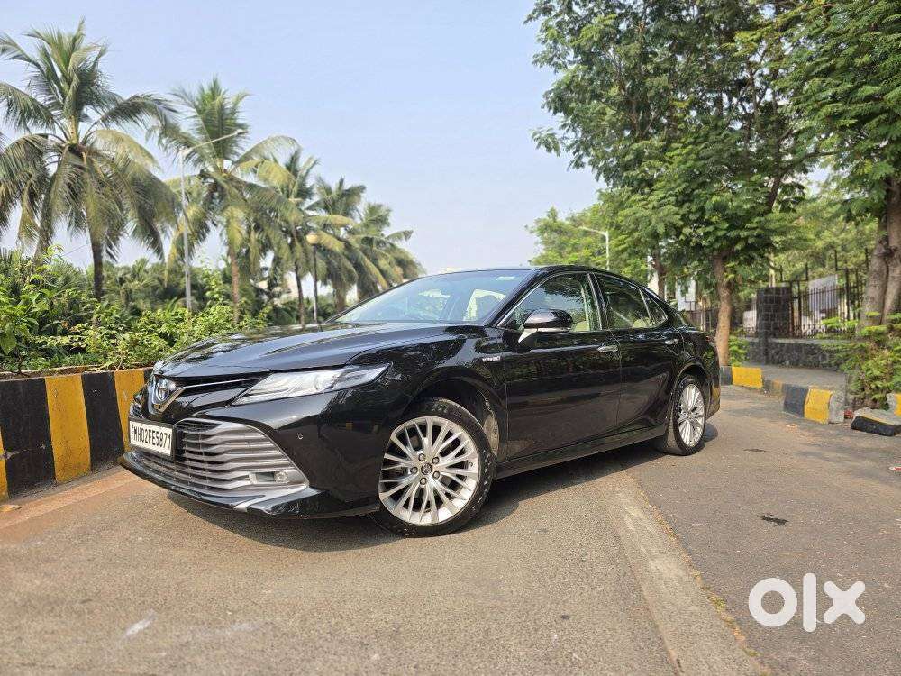 Toyota Camry Hybrid, 2019, Petrol