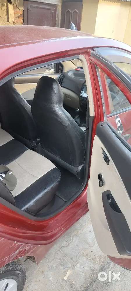 Hyundai Eon Magna 2012