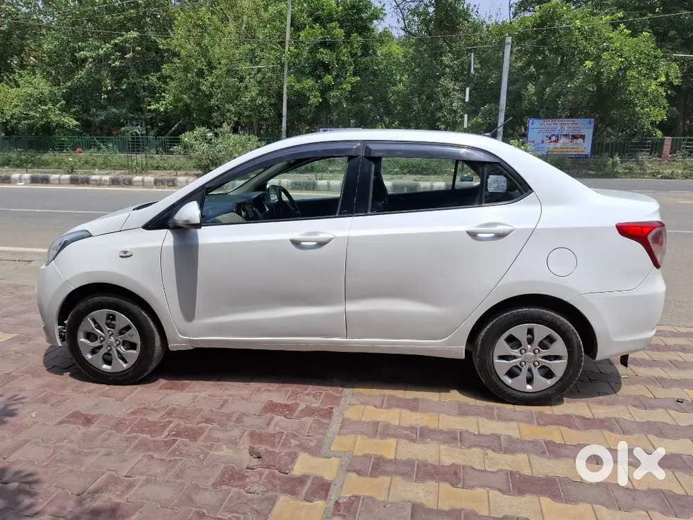 Hyundai Xcent Dec 2016 1st Onwer Petrol Cng New Insurance Tyers Good