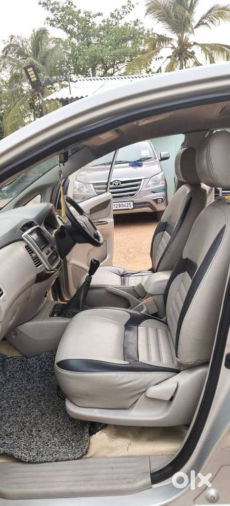 Toyota Innova 2.5 V 7 Str, 2013, Diesel