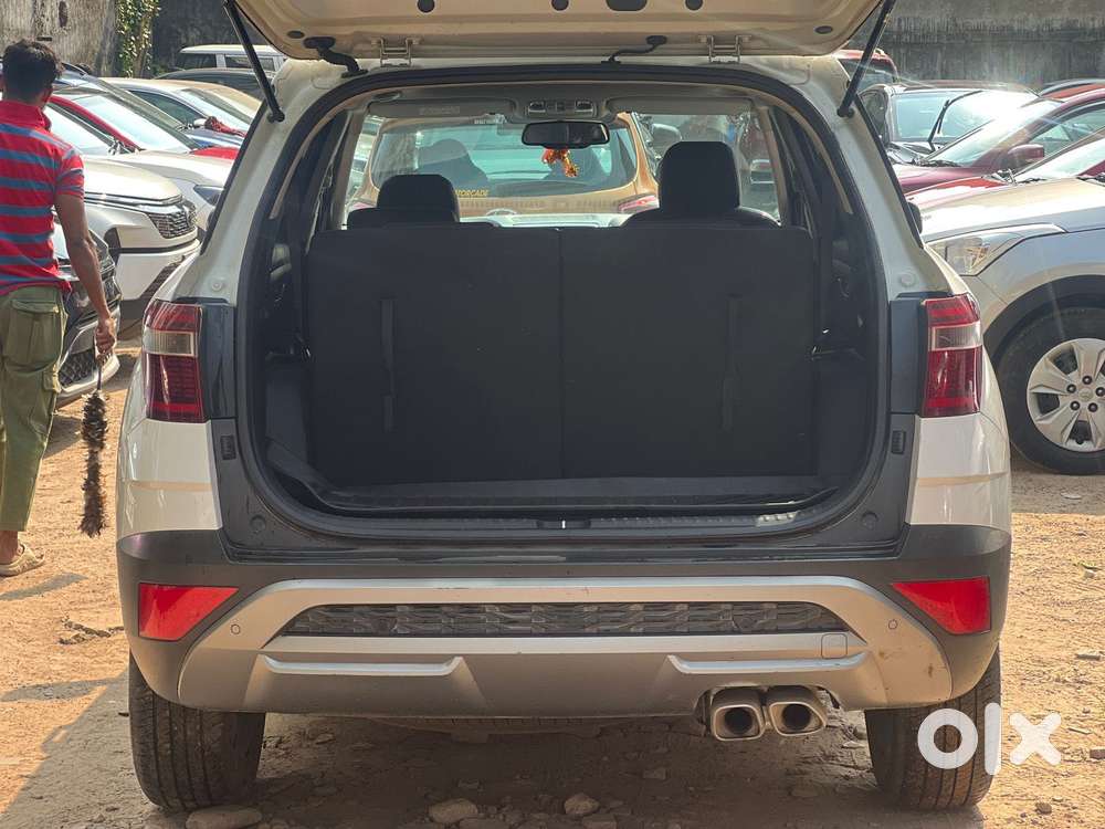 Hyundai Alcazar Signature Dual Tone, 2021, Petrol