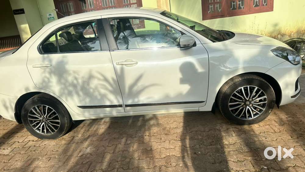 Maruti Suzuki Dzire 2018 Amt Vxi With Alloy Wheels