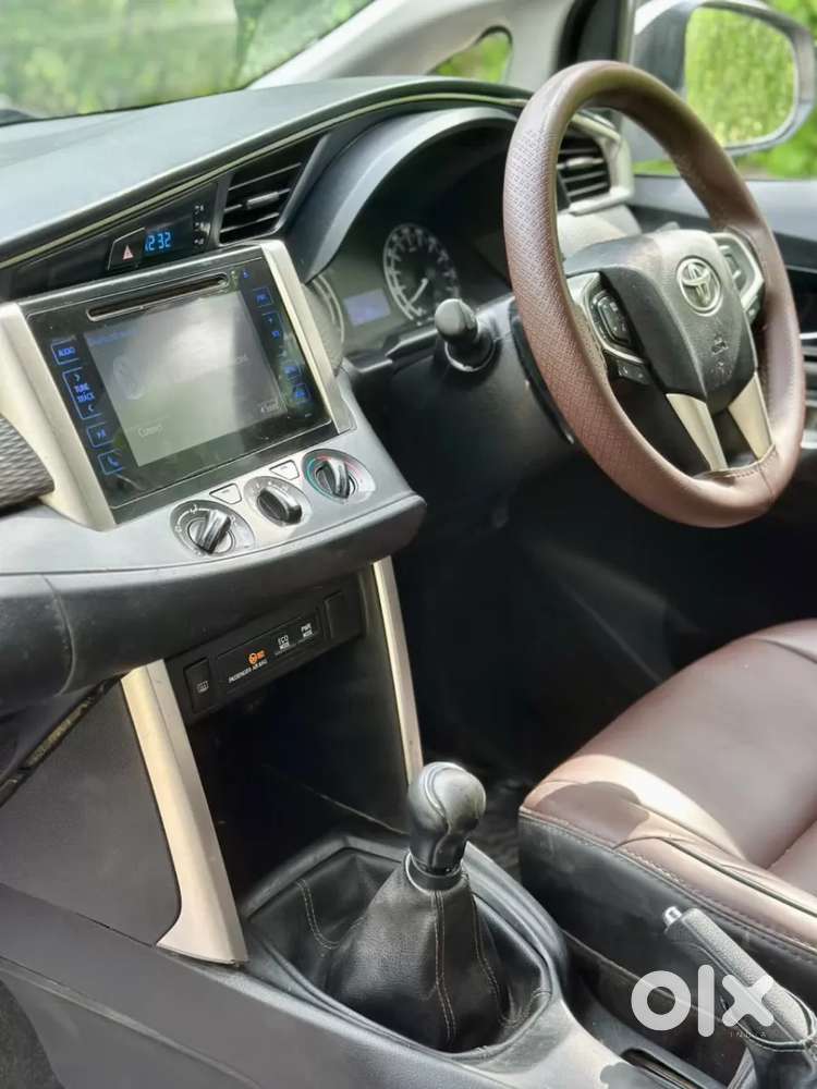 Toyota Innova Crysta [2020-ongoing] 2.4 Gx 8 Str, 2019, Diesel