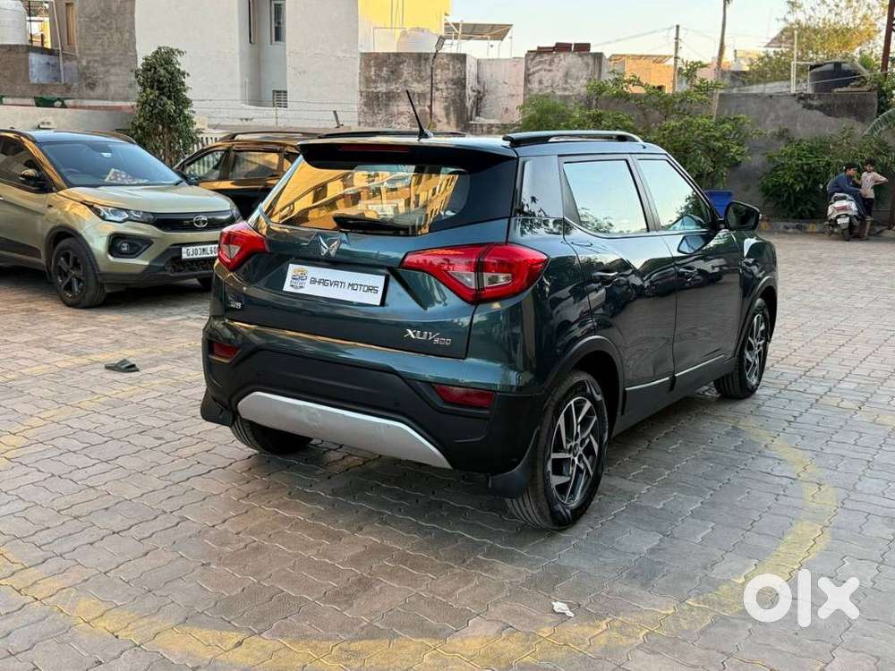 Mahindra Xuv 3xo Ax5 Ds Mt, 2023, Diesel