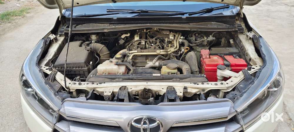 Toyota Innova Crysta 2.4 V 7 Str, 2016, Diesel