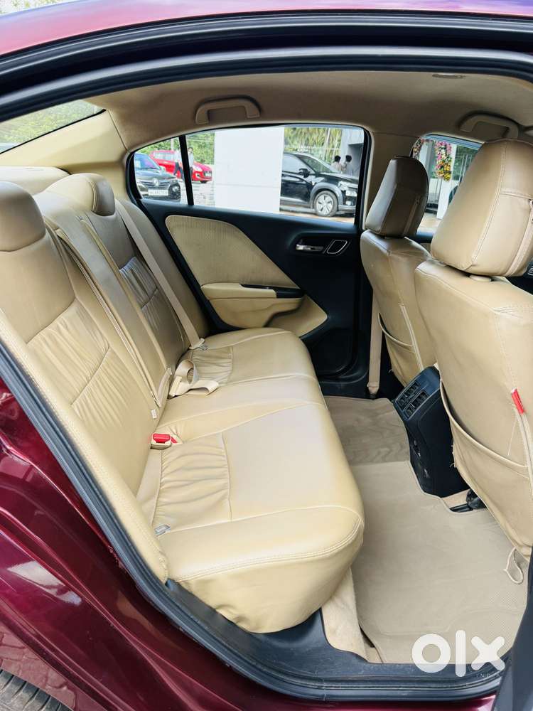 Honda City 1.5 V 4th Gen I-vtec Mt, 2017, Petrol